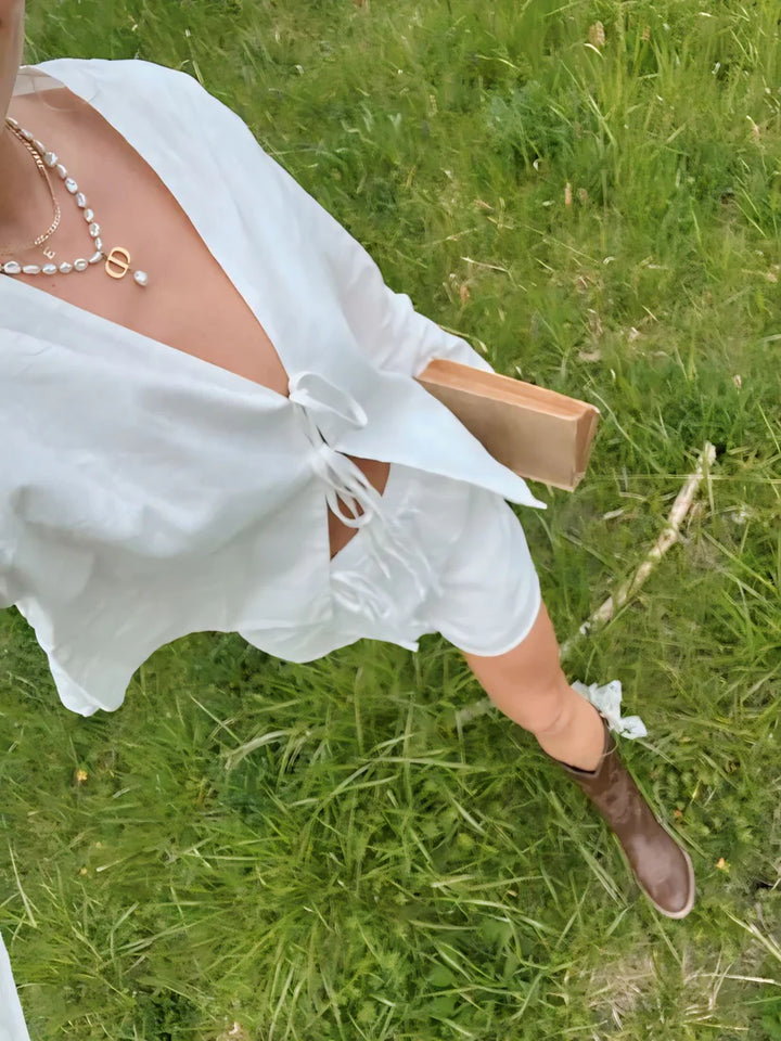 Model wearing Jaque Top – relaxed cotton chiffon blouse with a loose fit for summer by Vespera The Label.