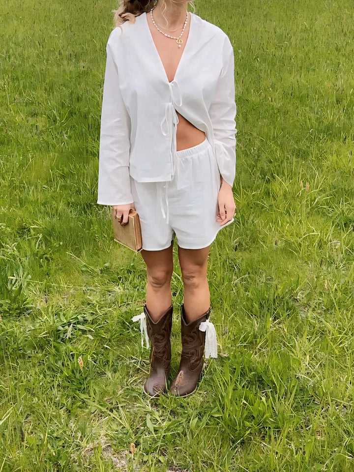 Model wearing Jaque Top – relaxed cotton chiffon blouse with a loose fit for summer by Vespera The Label.