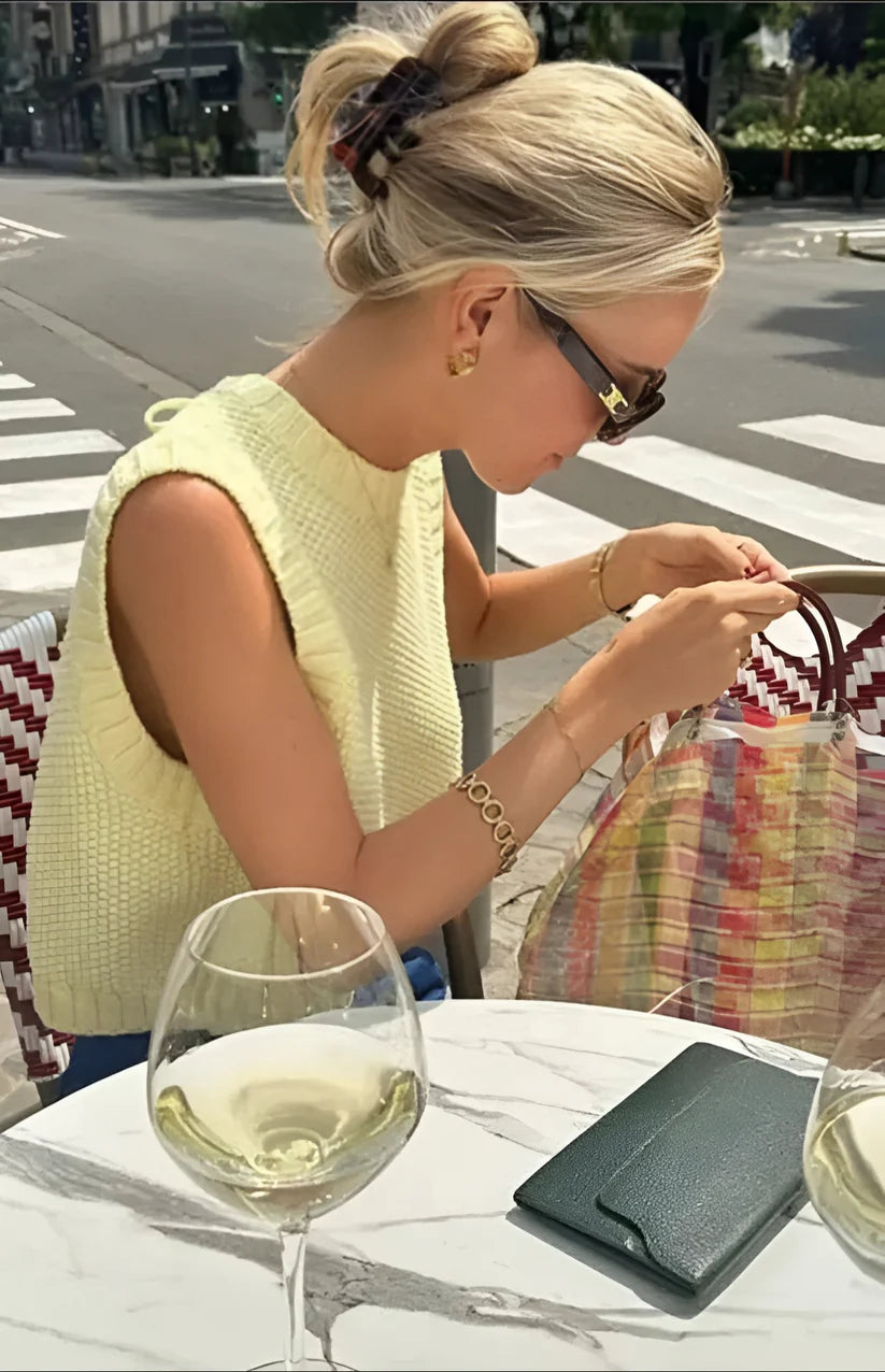 Model wearing Milka Top – casual loose fit summer top with batwing sleeves and minimalist style by Vespera The Label.
