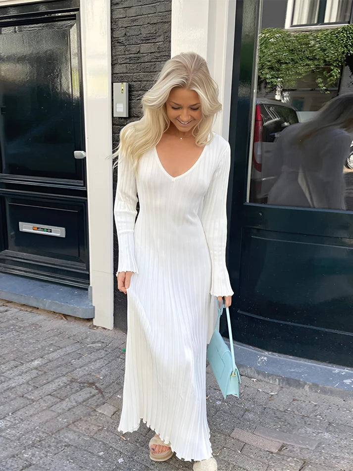 Model wearing Freya Maxi Dress – loose fit beach style maxi dress with soft empire waist by Vespera The Label.