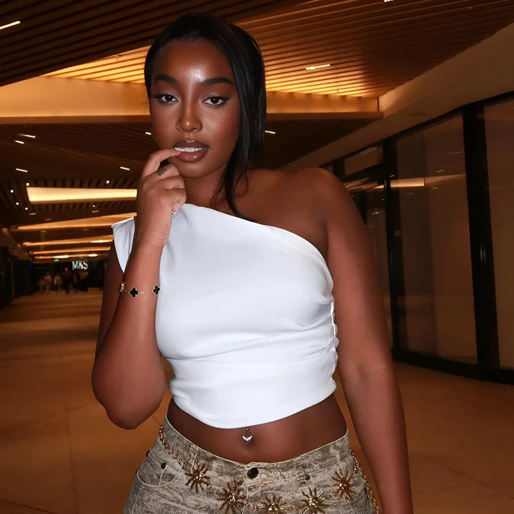 Model wearing Vespera Auren Top – high-stretch everyday casual cropped top by Vespera The Label.